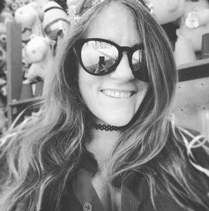 Meet your Posher, Courtney
